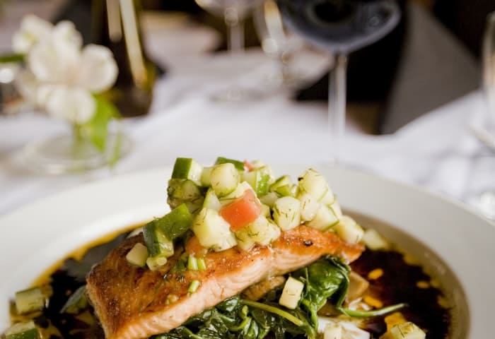Lachs mit Beilage